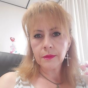 Meet your Posher, Lorena